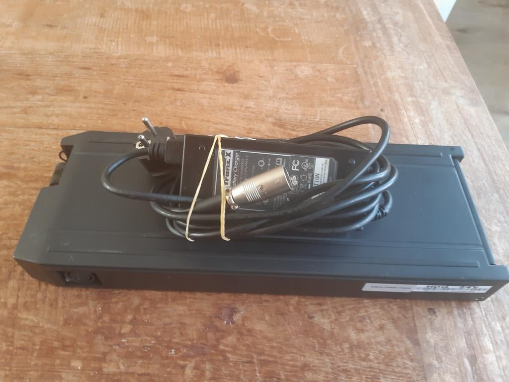 Switch  Union  accu en oplader, Fietsen en Brommers, Ophalen of Verzenden, Kettingslot