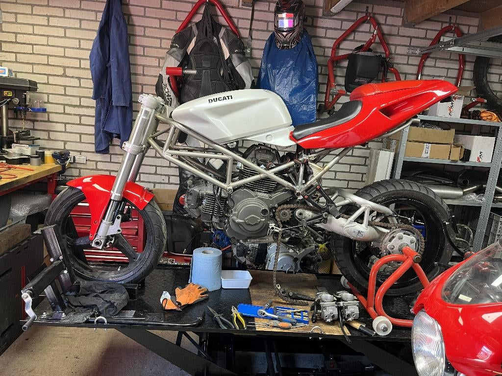 Ducati onderdelen vw einde project (Monster, S2R, 916 etc.), Motoren, Onderdelen | Ducati, Ophalen, Gebruikt