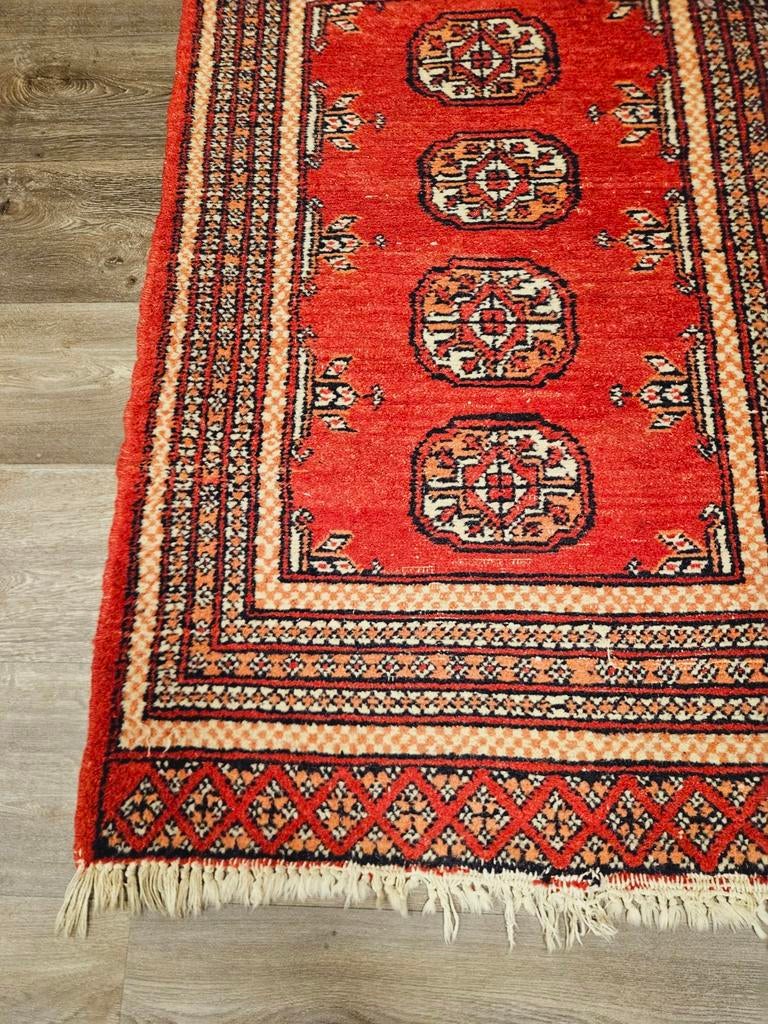 Oosters Handgeknoopt Tapijt. Prachtige kleuren en patronen!, Huis en Inrichting, Stoffering | Tapijten en Kleden, 100 tot 150 cm