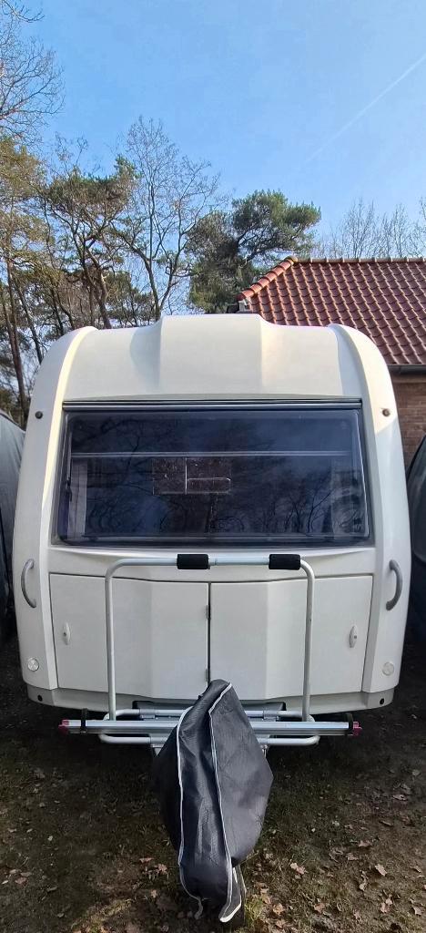 Biod Nomade 450, Caravans en Kamperen, Caravans, Particulier, tot en met 4, 1250 - 1500 kg, Treinzit, Biod, Omvormbare zithoek