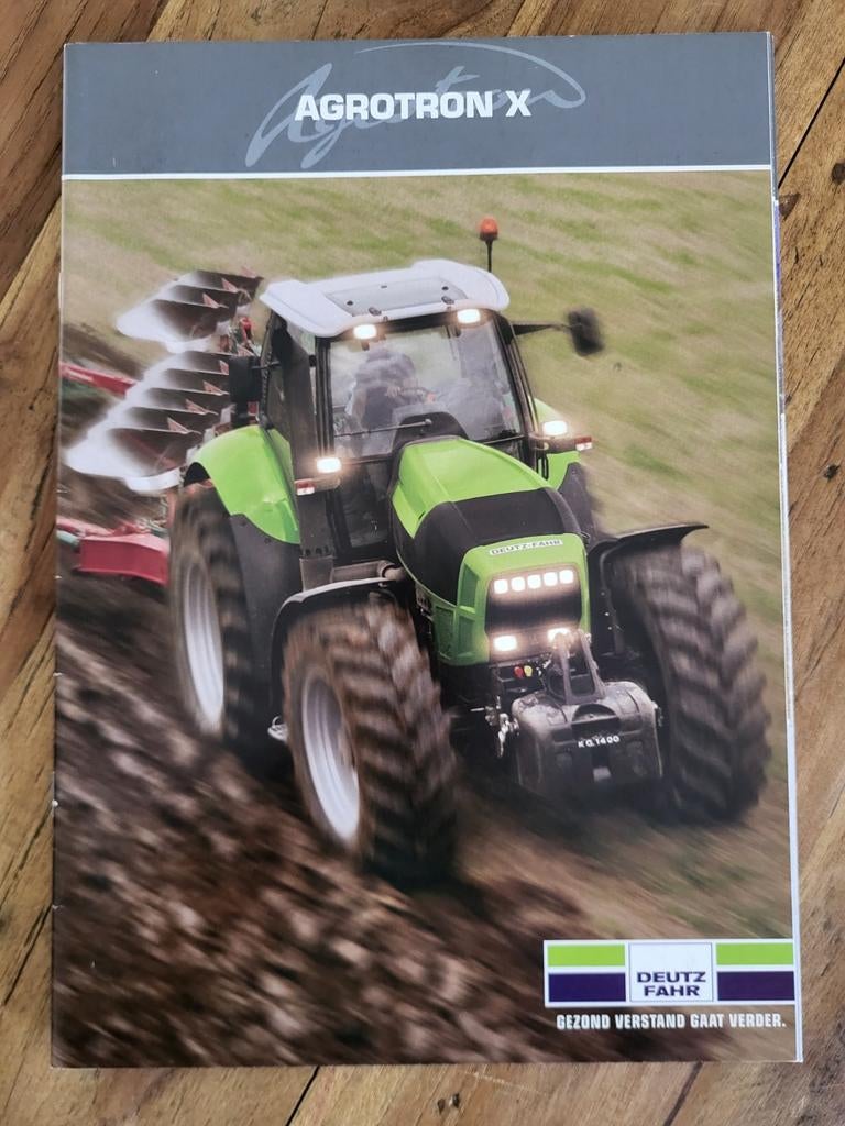tractor folder Deutz-Fahr Agrotron X, Ophalen of Verzenden, Zo goed als nieuw