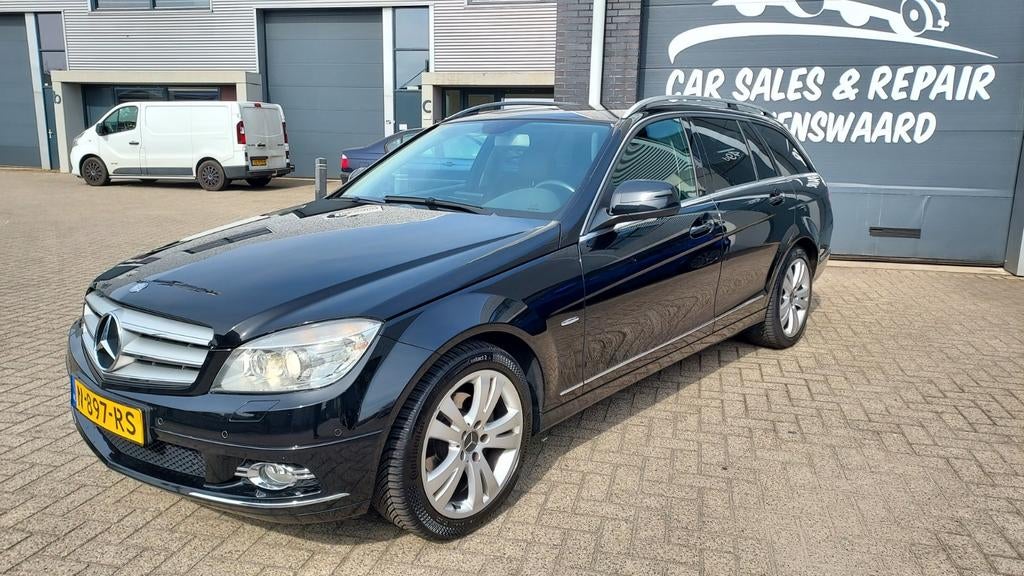 Mercedes-Benz Mercedes 2008 Zwart, Auto's, Mercedes-Benz, Automaat, Achterwielaandrijving, 1800 kg, Zwart