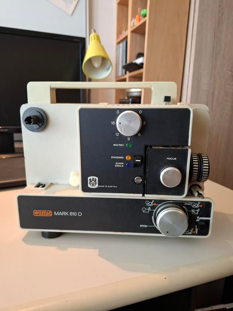 Eumig Mark 60 Super 8 / Single 8 Film Projector A Eumig Mark 60 Vario