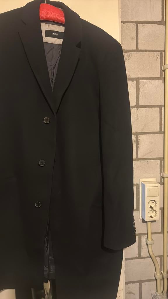 Mantel boss, Kleding | Heren, Ophalen of Verzenden, Zo goed als nieuw, Maat 52/54 (L), Zwart