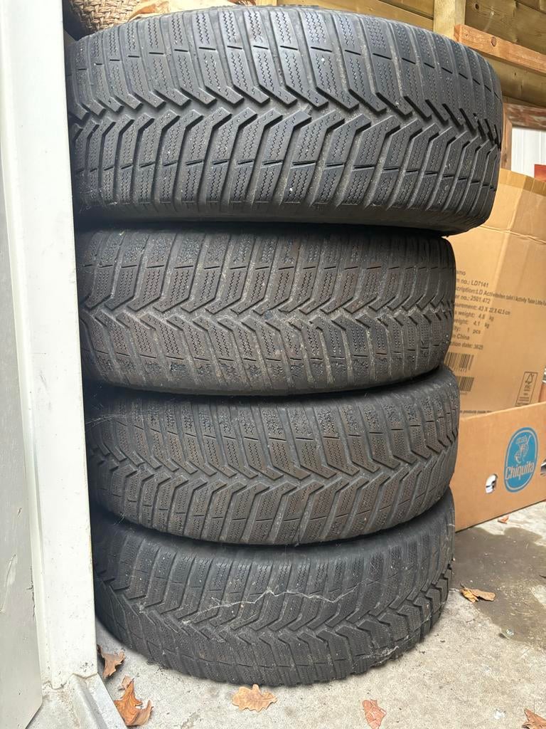 Winterbanden Renault Clio (2014), Auto diversen, Auto-accessoires, Gebruikt, Ophalen