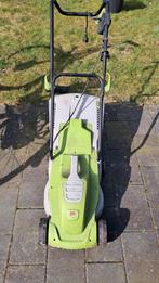 Nette grasmaaier te koop. Prijs komen we uit, Ophalen, Gebruikt, Central Park, Elektrische grasmaaier