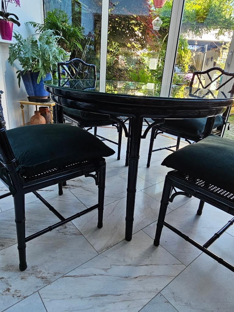 zwarte hooglans gelakte chippendale tafel en 4-stoelen, Antiek en Kunst, Ophalen