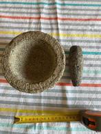 stenen (graniet) vijzel met stamper, handgemaakt., Overige typen, Ophalen of Verzenden, Zo goed als nieuw, Steen/keramiek