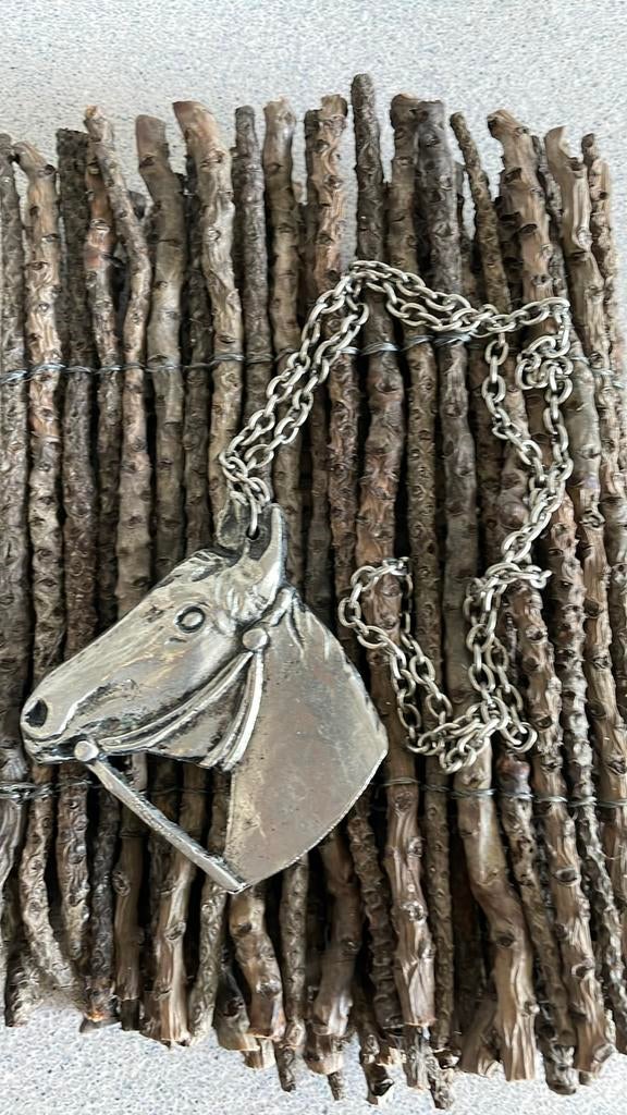 Ketting met paard paardenhoofd metaal hanger, Dieren en Toebehoren, Paarden en Pony's | Overige Paardenspullen, Ophalen of Verzenden