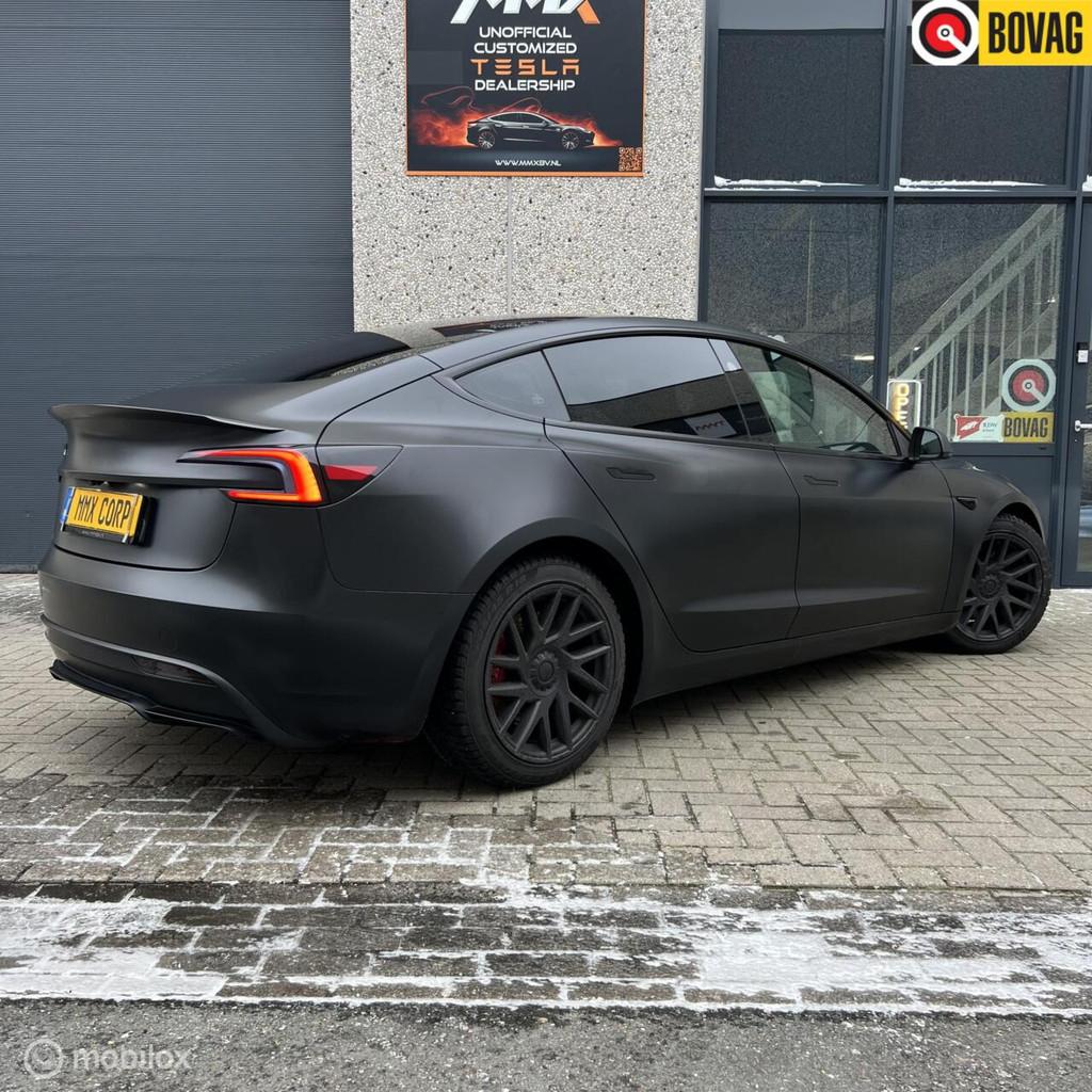 Tesla Model 3 Performance + PILLAR DELETE + TINTED RAMEN, Auto's, Automaat, Zwart, Leder, Vierwielaandrijving
