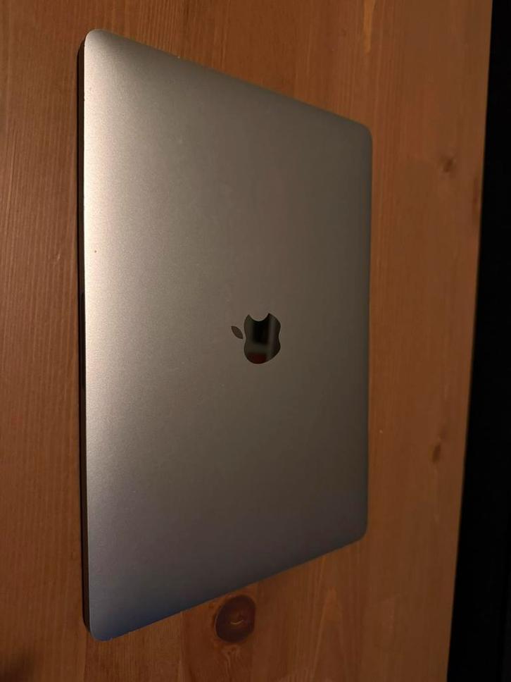 Macbook Pro 2017, Computers en Software, Windows Laptops, Gebruikt, 15 inch, 2 tot 3 Ghz, 8 GB, Qwerty, Ophalen