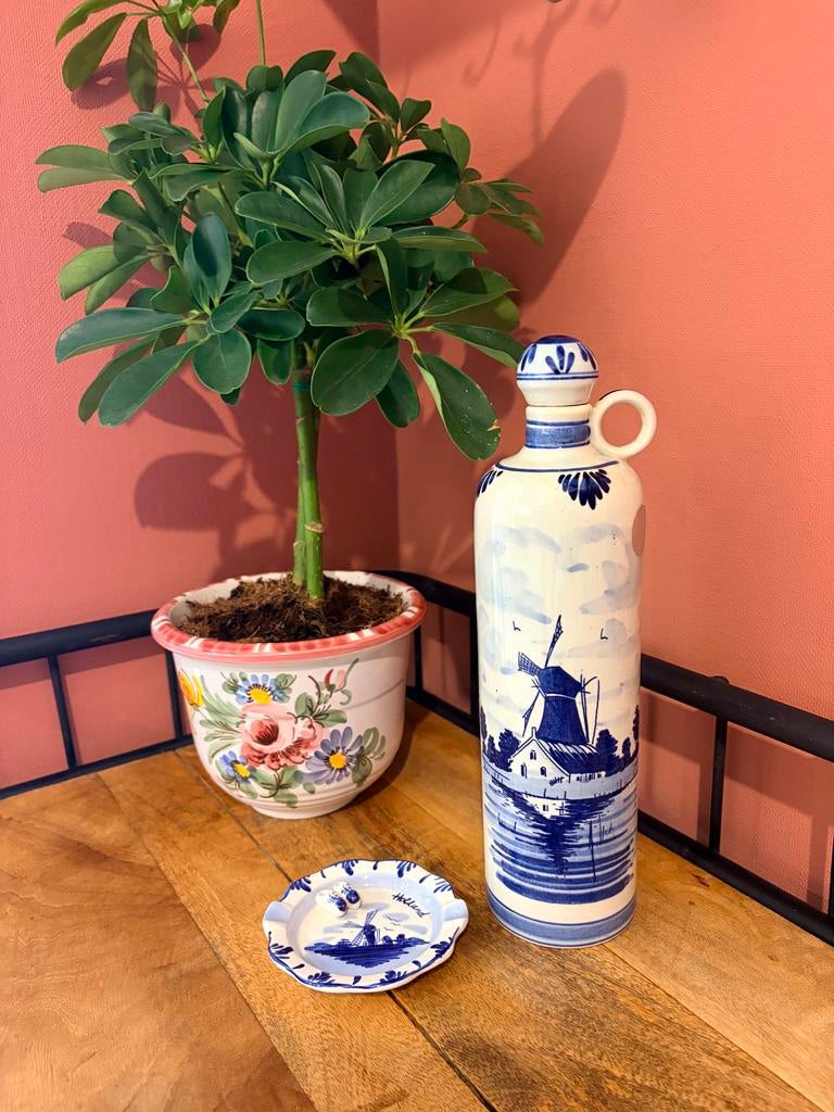 Delfts Blauwe kruik met molen en bloemmotief, Antiek en Kunst, Ophalen of Verzenden