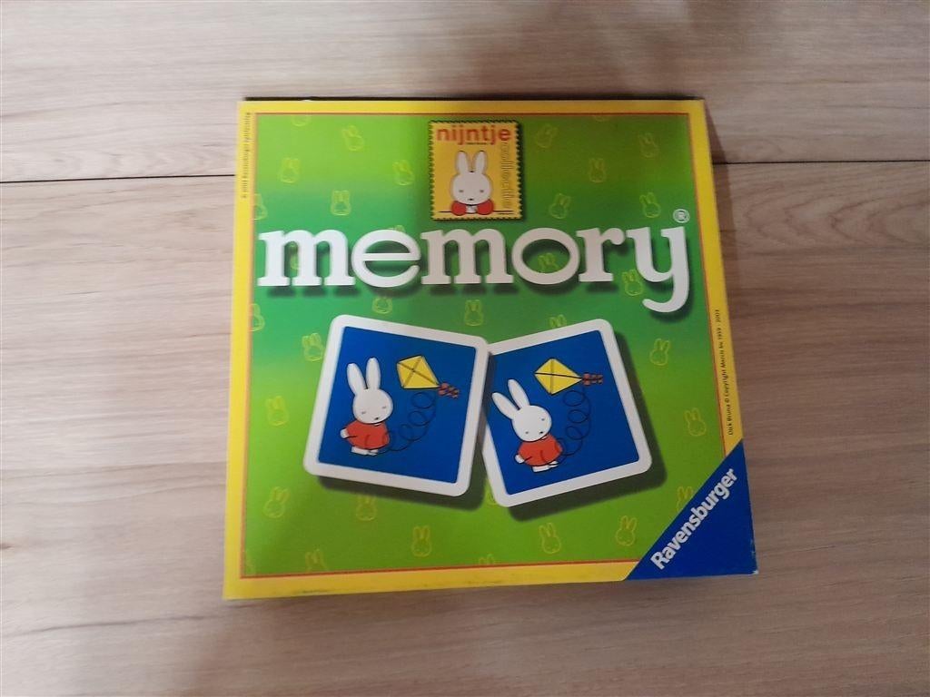 Nijntje memory - s3196, Hobby en Vrije tijd, Gezelschapsspellen | Bordspellen, Ophalen of Verzenden, Zo goed als nieuw