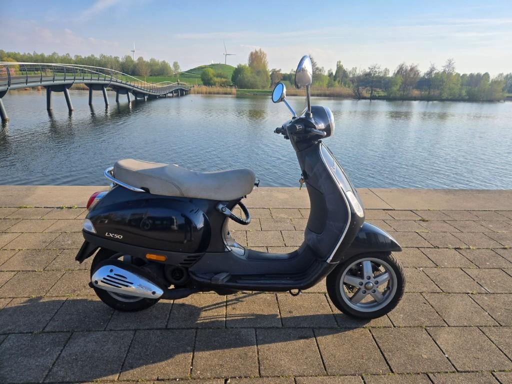Piaggio Vespa 2006 – 25 km/u – zwart, Fietsen en Brommers, Scooters | Piaggio, Ophalen, Gebruikt, Overige modellen, 49 cc