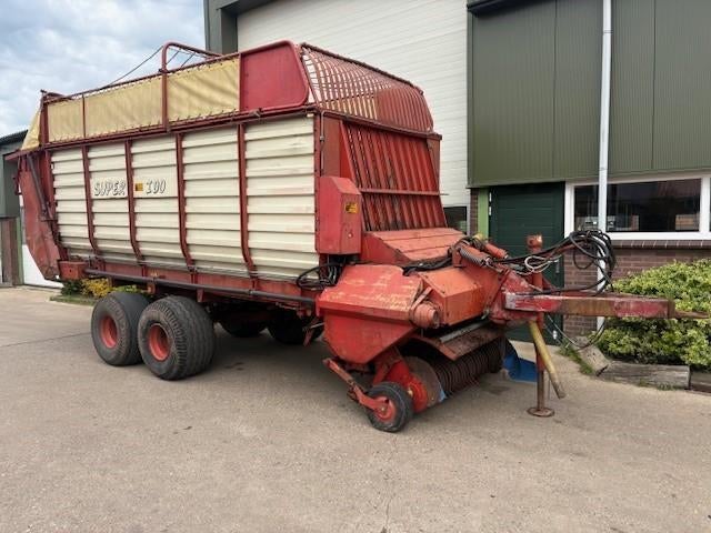 Strautmann 1 DO Opraapwagen, Ophalen, Oogstmachine