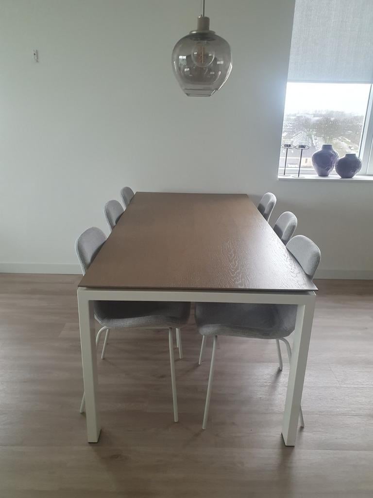 Design eettafel bruin blad met witte poten - 180x90x75cm, Huis en Inrichting, Tafels | Eettafels, Overige houtsoorten, Zo goed als nieuw