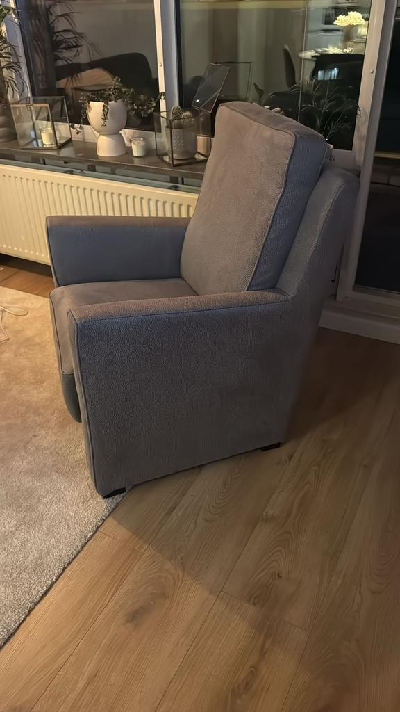 Fauteuil in blauwgrijze stof goede staat, Huis en Inrichting, Fauteuils, 75 tot 100 cm, Ophalen of Verzenden, Zo goed als nieuw