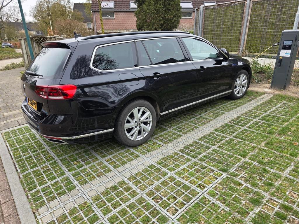 Winterbanden met 17" velgen Passat B8, Auto-onderdelen, Banden en Velgen, Ophalen, Velg(en), 17 inch, Winterbanden