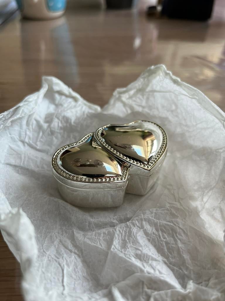 Ringendoosje zilveren hartjes - bruiloft, Ophalen of Verzenden, Dame, Zilver, Kleiner dan 17