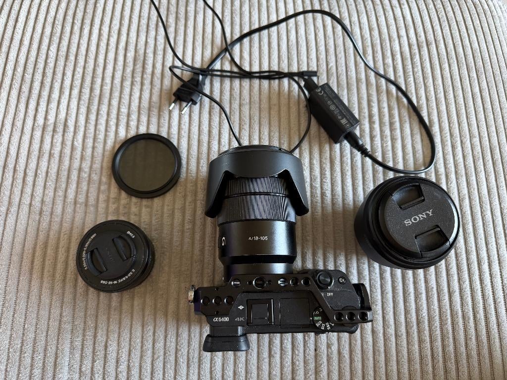 Sony A6400 + 3 lenzen + accessoires (complete set), Ophalen of Verzenden, Zo goed als nieuw, 4 t/m 7 keer, Sony