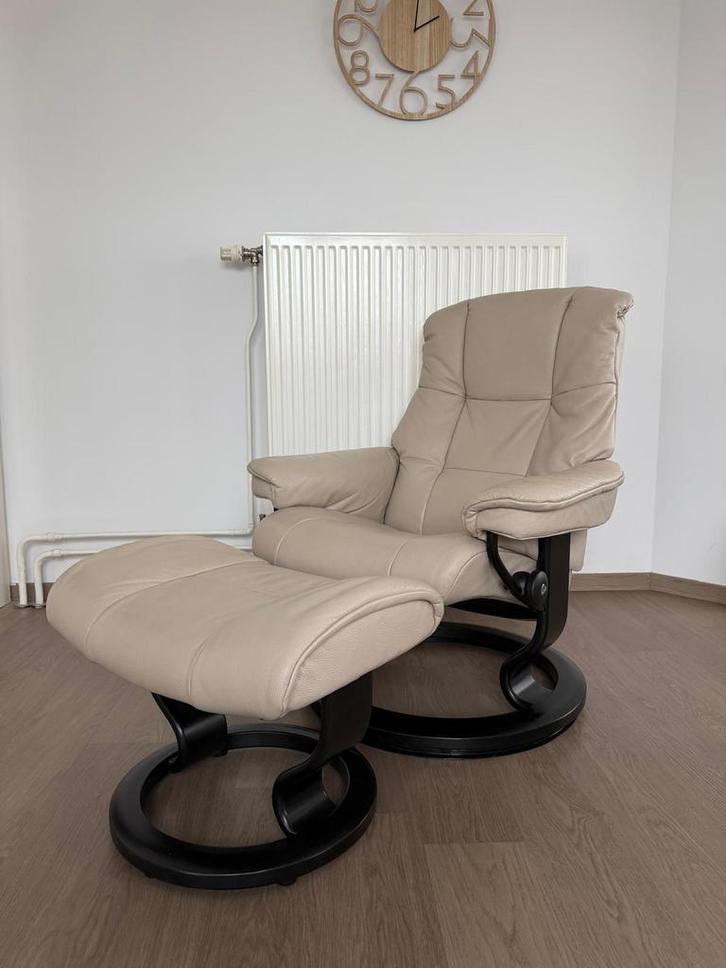 Stressless Design Fauteuil incl. Voetenbank (zgan), Huis en Inrichting, Fauteuils, Zo goed als nieuw, Hout, Leer, Metaal, 50 tot 75 cm