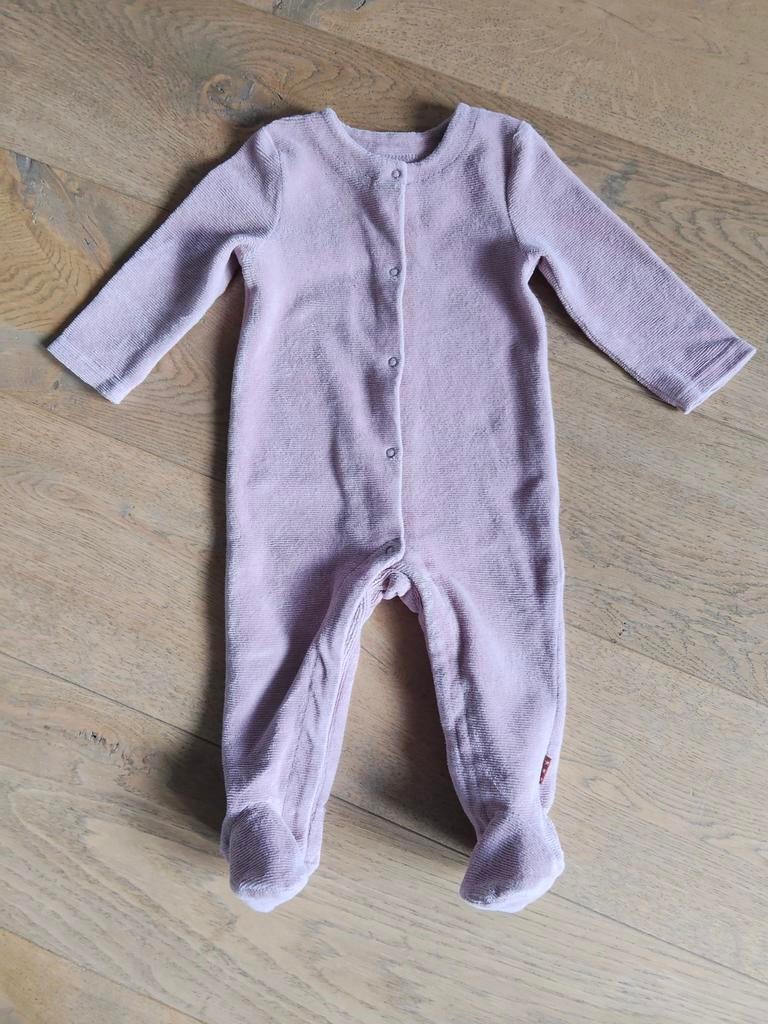 Girl's purple pijama 68cm (HEMA), Kinderen en Baby's, Babykleding | Maat 68, Nacht- of Onderkleding, Meisje, Ophalen of Verzenden