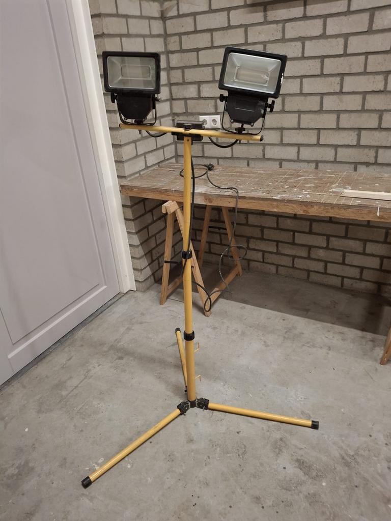 Bouwlamp, Ophalen, Gebruikt, 500 watt of meer, Lamp