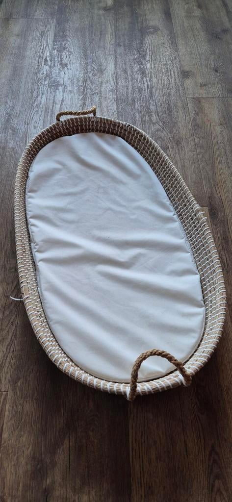 Rotan verschoonmand met matras, Ophalen of Verzenden, Gebruikt
