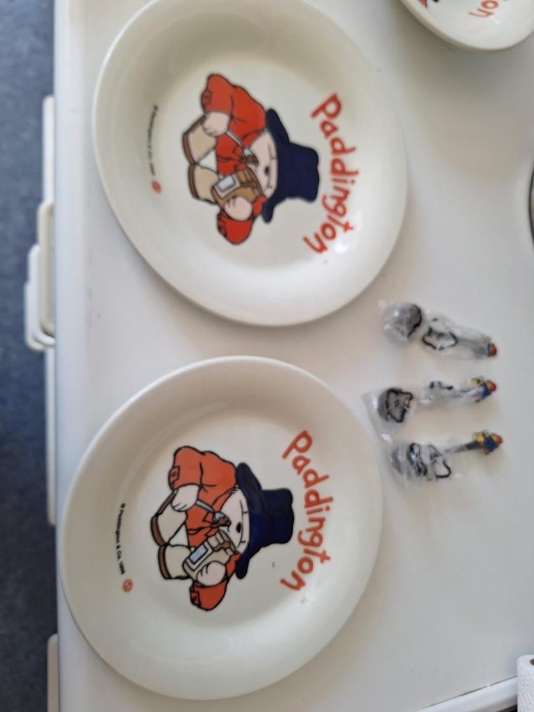 2 sets nieuwe ontbijtbordjes met papschaal Paddington, Huis en Inrichting, Keuken | Servies, Keramiek, Nieuw, Ophalen of Verzenden