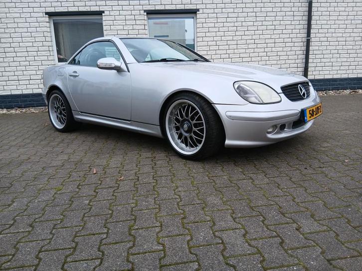MERCEDES SLK 230 COMPRESSOR AUTOMAAT LEER AIRCO 18" KESKIN, Auto's, Mercedes-Benz, Bedrijf, SLK, Benzine, Euro 5, Cabriolet, Automaat
