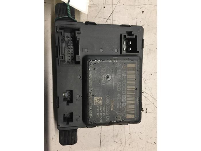 Centrale Deurvergrendelings Module van een Mercedes Sprinter, Gebruikt, -, Ophalen of Verzenden, -