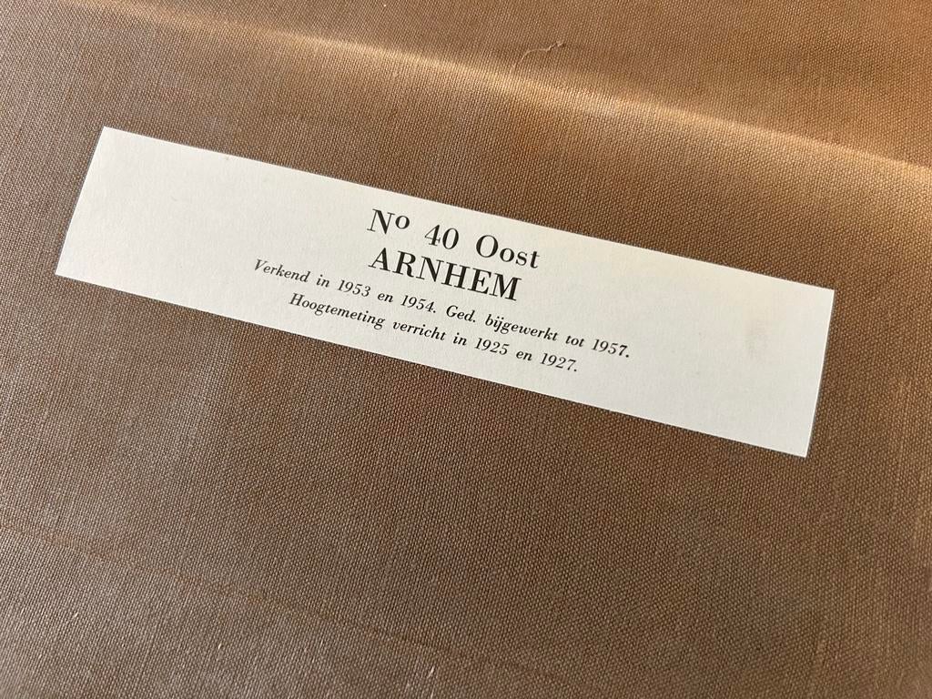 Arnhem Oost No 40 bijgewerkt tot 1957 landkaart, Boeken, Atlassen en Landkaarten, Ophalen of Verzenden, 1800 tot 2000, Nederland