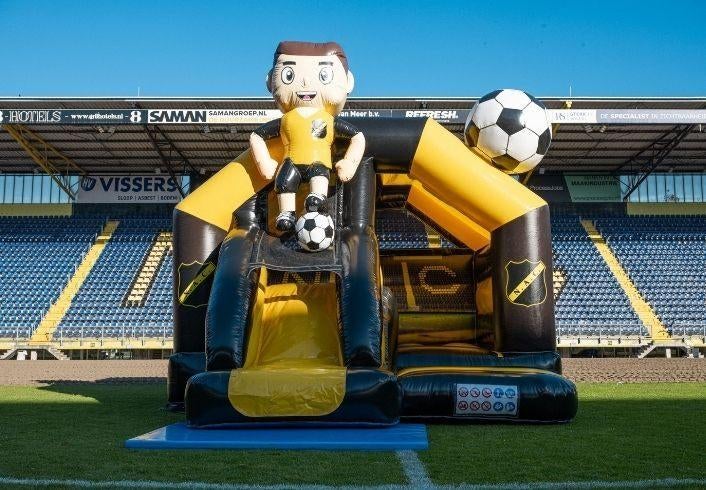 NAC Springkussen huren Breda | Incl opbouw, Ophalen of Verzenden, Nieuw, Overige