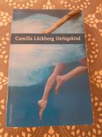 boek camilla lackberg - oorlogskind, Ophalen of Verzenden, Gelezen