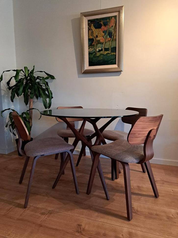 Ronde eettafel met glazen blad en houten onderstel 120 cm, Huis en Inrichting, Tafels | Eettafels, Zo goed als nieuw, 100 tot 150 cm