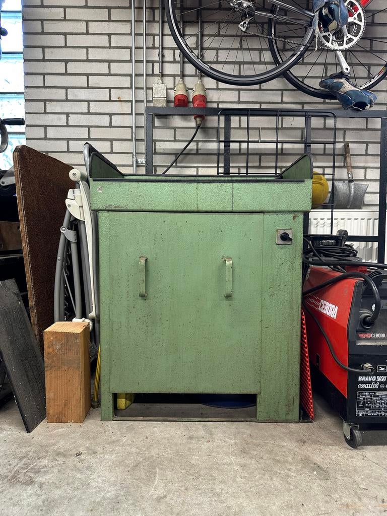 Ontvetterbak / Onderdelenreiniger met 60L vat ontvetter, Ophalen