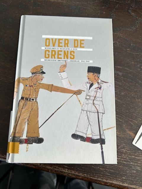 Over de grens., Boeken, 20e eeuw of later, Diverse auteurs, Ophalen of Verzenden, Zo goed als nieuw