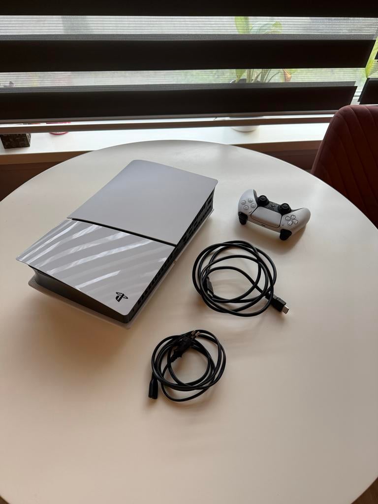 PlayStation 5 slim Disc Edition 1TB - nieuwstaat, Ophalen of Verzenden, Nieuw, Playstation 5
