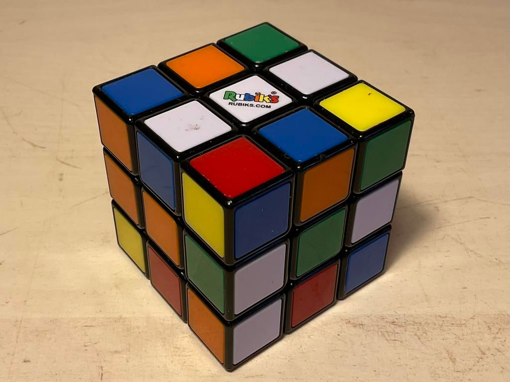 Originele Rubiks kubus durf jij het aan?, Hobby en Vrije tijd, Denksport en Puzzels, Ophalen of Verzenden, Minder dan 500 stukjes