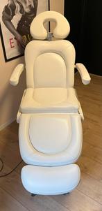 Behandelstoel voor schoonheidsspecialiste, Huis en Inrichting, Stoelen, Ophalen, Wit, Leer, Zo goed als nieuw