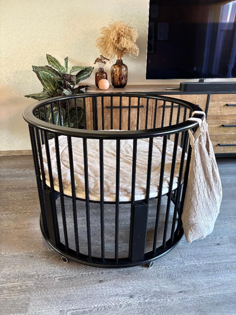 Zwarte ronde box van Bopita, Kinderen en Baby's, Boxen, Ophalen, Gebruikt, Rond, In hoogte verstelbaar