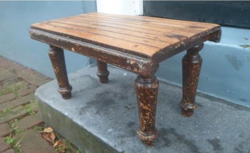 Houten VENSTERBANKRUKJE voetenbankje stoofje bankje kruk, Antiek en Kunst, Curiosa en Brocante, Ophalen of Verzenden