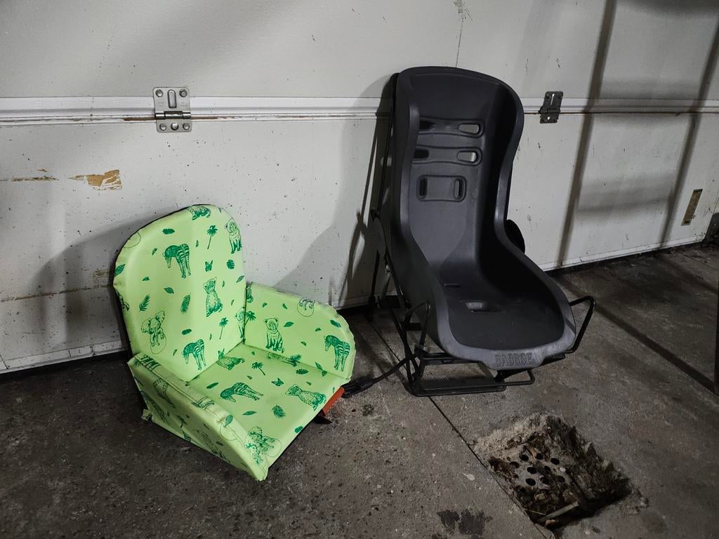 Babboe kinderzitjes (inclusief zo goed als nieuw kussen), Ophalen, Gebruikt, Babboe