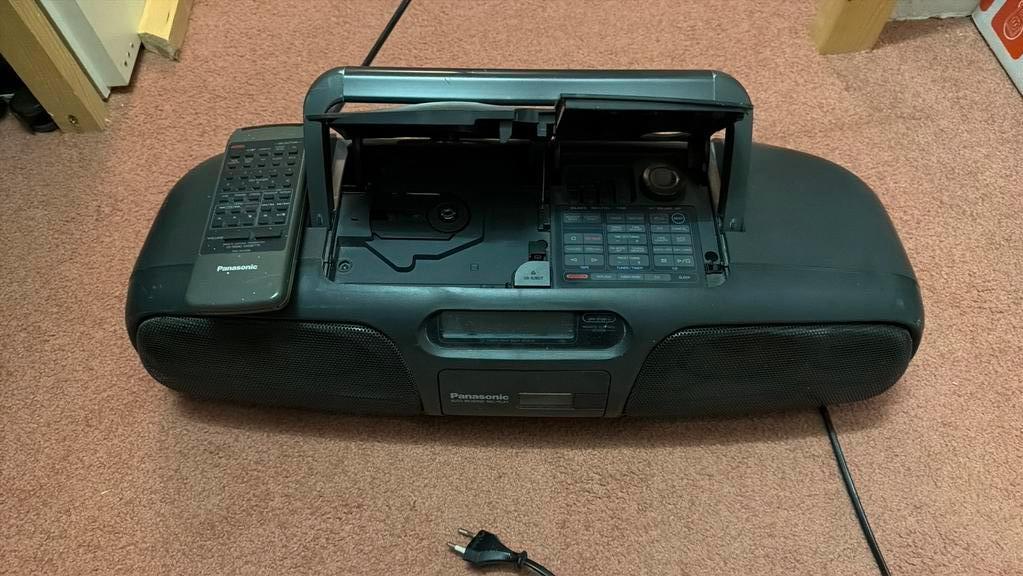 Panasonic draagbare radio cd, Ophalen of Verzenden, Gebruikt, Radio, Met cd-speler