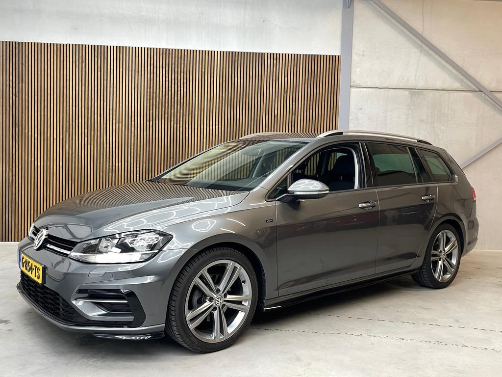 Volkswagen Golf Variant 1.5 TSI Highline R-LIne AUTOMAAT, Stof, 4 cilinders, 150 pk, Adaptive Cruise Control