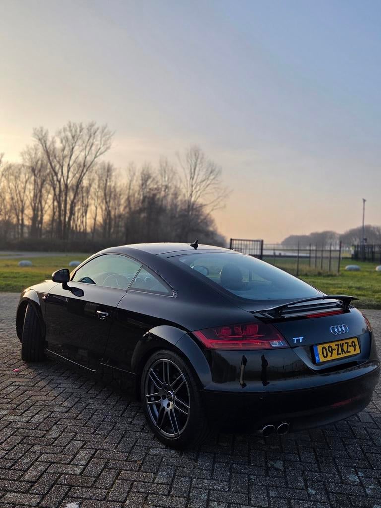 Audi TT 2.0 S-Line Tfsi Coupe 2007 Zwart 266PK 396NM, Auto's, Audi, TT, Zwart, 4 cilinders, 1984 cc