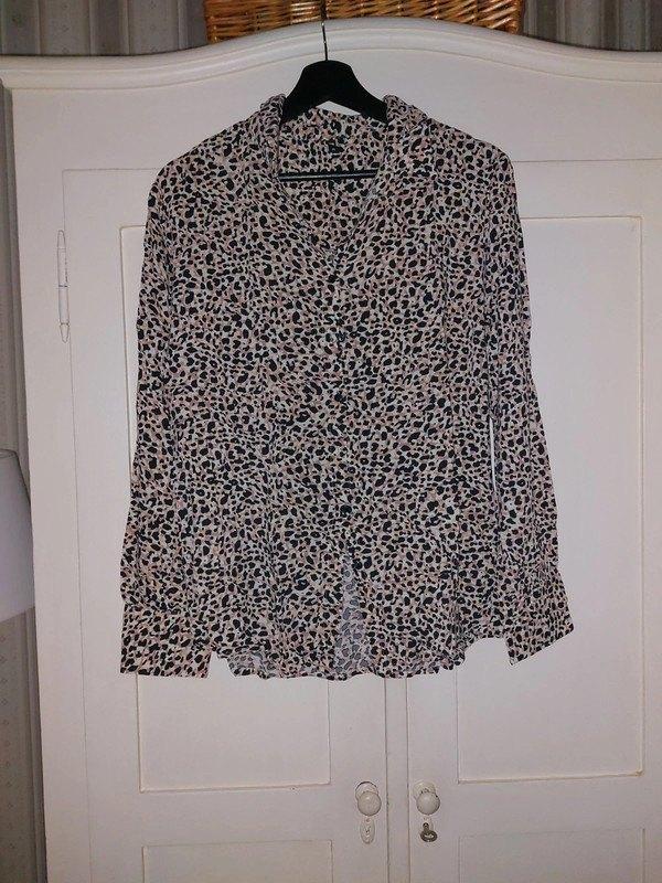 Hema blouse panter, Ophalen of Verzenden, Zo goed als nieuw, Maat 38/40 (M), Bruin