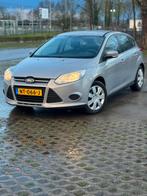 Ford Focus 1.6 MK3 125 pk Benzine 2011 APK tot 11-2026, 4 cilinders, 635 kg, 1176 kg, Handgeschakeld