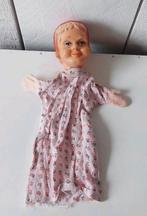 Zeer oude handpop ( jaren 50) poppenkastpop vintage fifties, Ophalen of Verzenden, Gebruikt, Poppenhuis