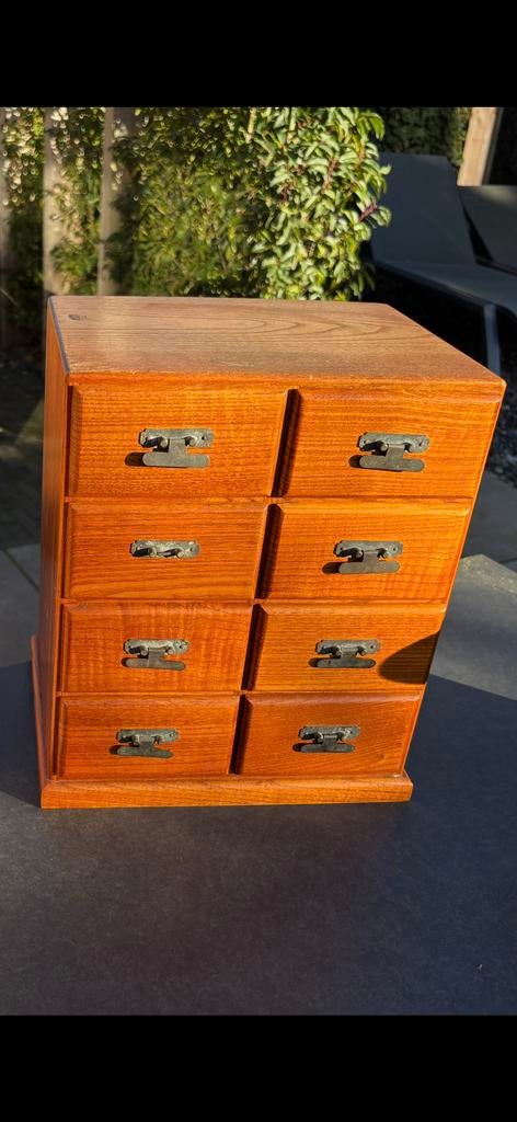 Antiek miniatuur kastje met 8 laatjes - Frans rommelmarkt, Ophalen